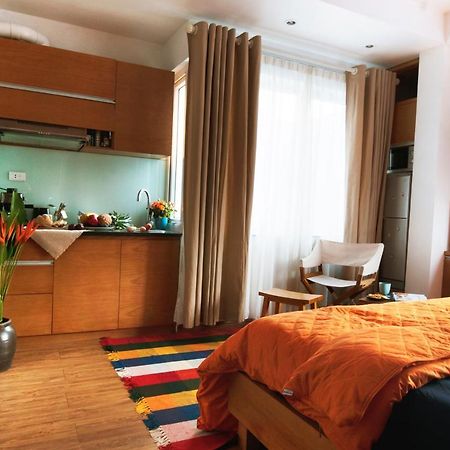 Chez Tram Homestay Hanoi Bagian luar foto