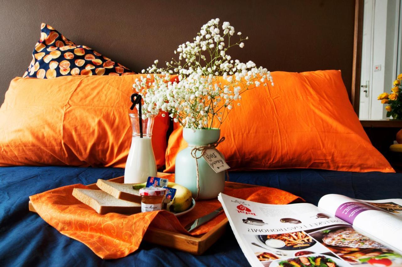 Chez Tram Homestay Hanoi Bagian luar foto